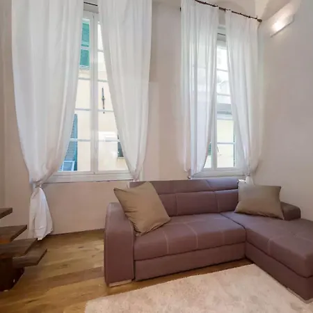 Pensionat Charming | Residenza D'epoca Genua