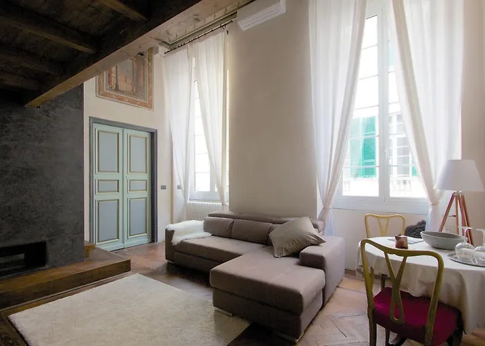Charming | Residenza D'epoca 4* Genova