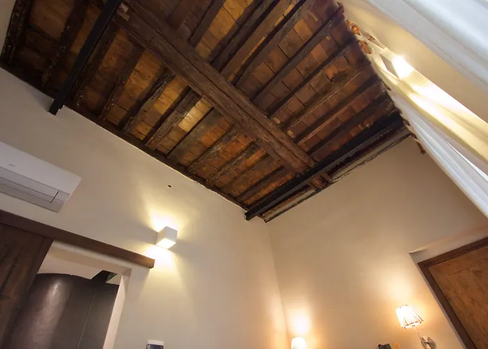 Charming | Residenza D'epoca Affittacamere 4*