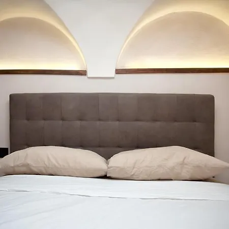 Charming | Residenza D'epoca Pensión Génova